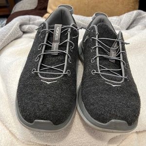Hoka Hupana wool shoe size 9